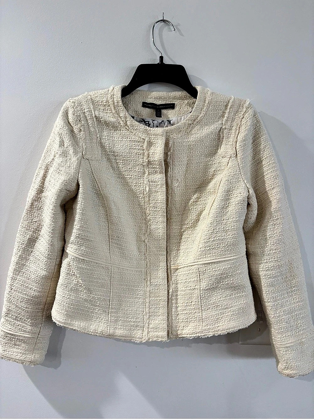 White House Black Market Tweed Collarless Jacket in Cream Size 4